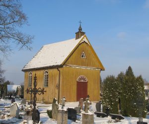 Darbėnai cemetery chapel