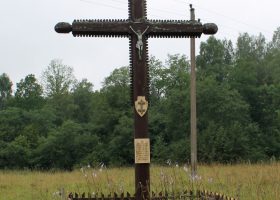 Monumental cross